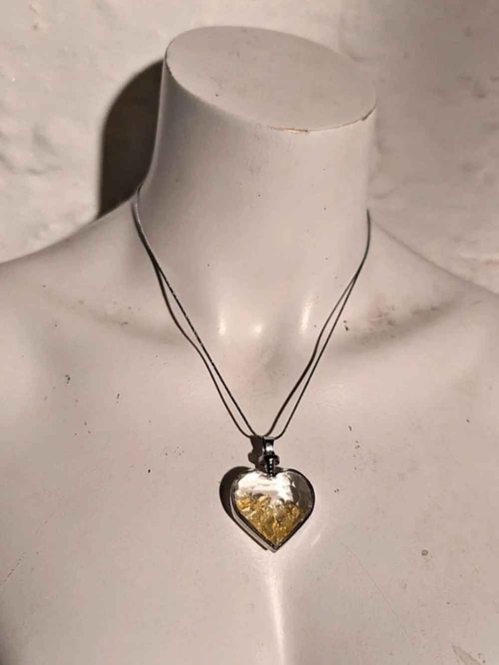 Heart Pendant Necklace in Silver & Gold. Like New